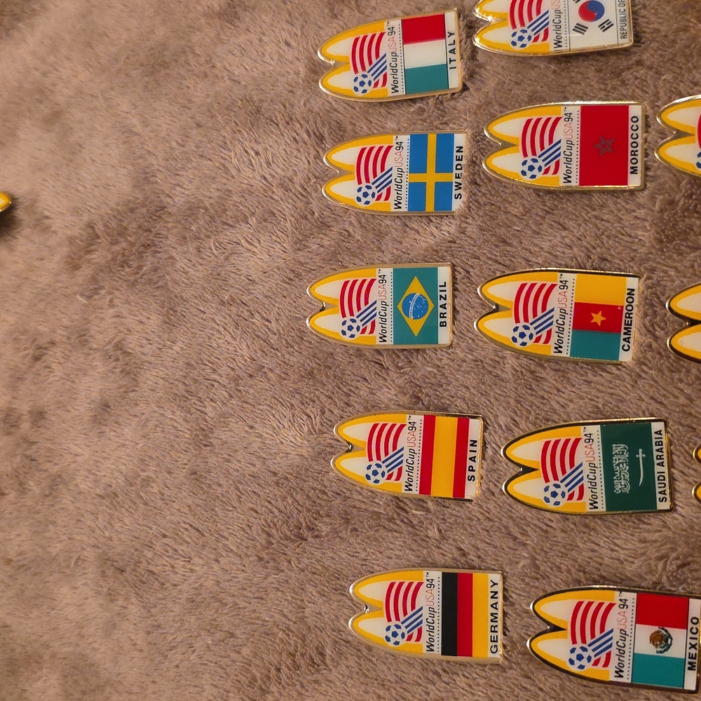 World Cup Flag Pins Collection - Picture 3 of 7